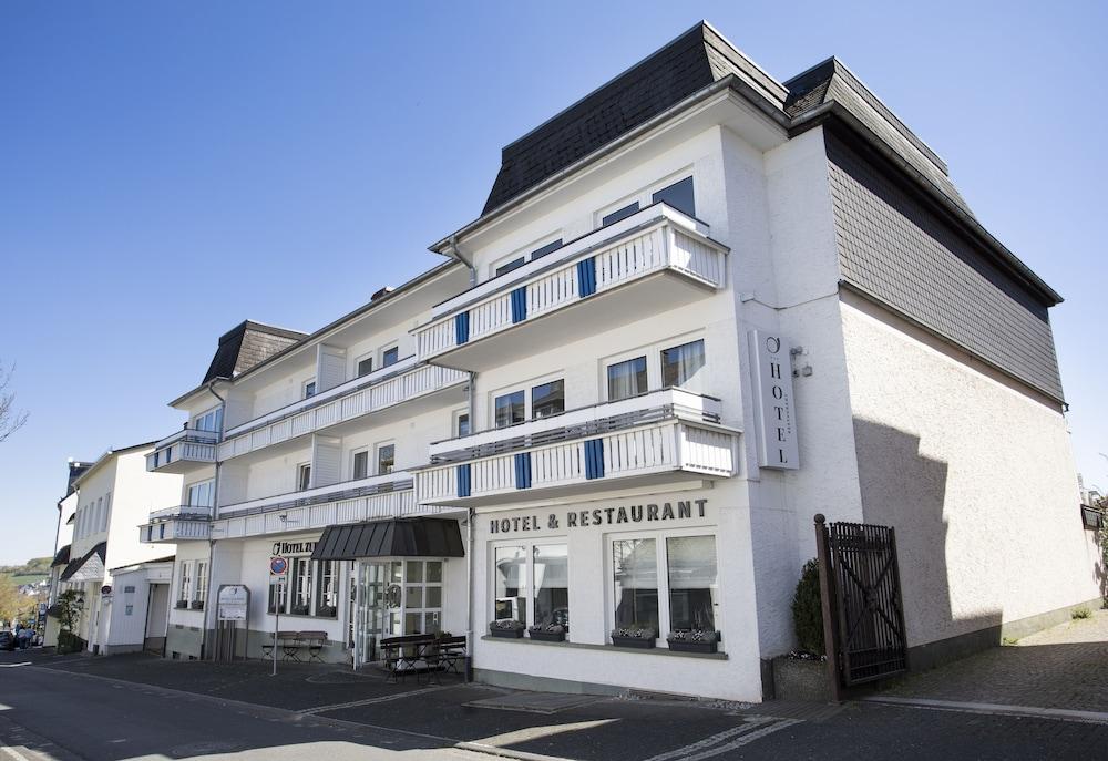 Hotel zur Post Hotel & Restaurant