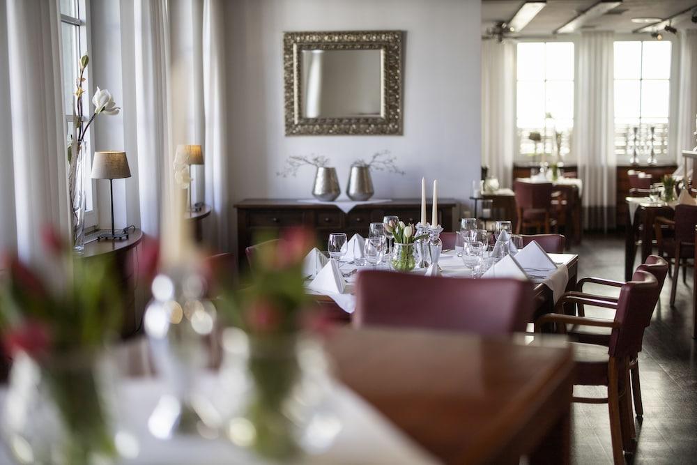 Hotel zur Post Hotel & Restaurant