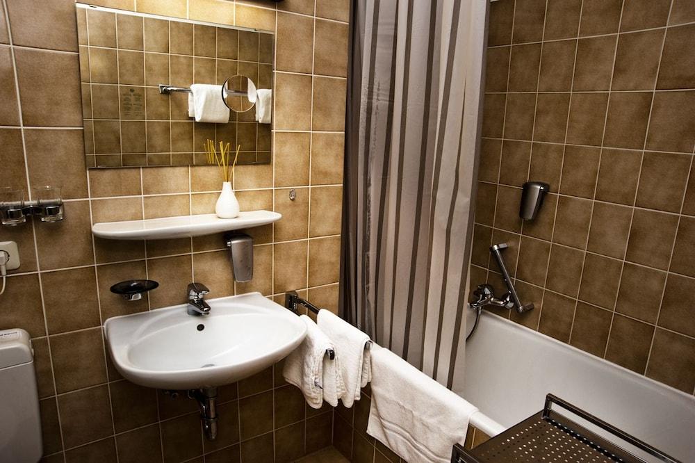 STADT-Hotel Lorrach