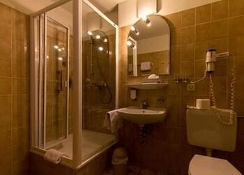 STADT-Hotel Lorrach