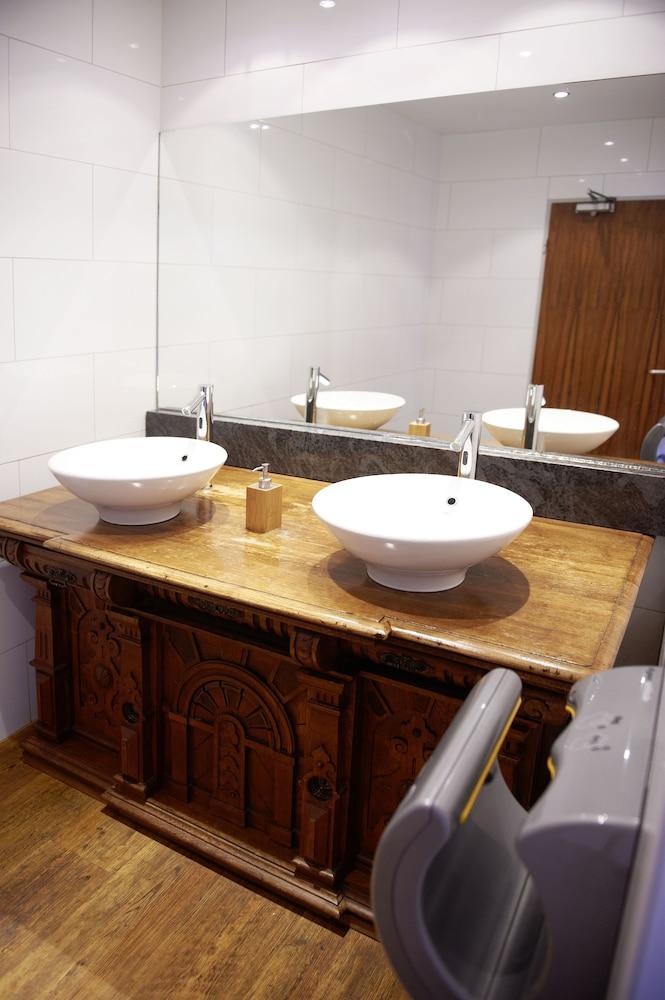 Zur Linde