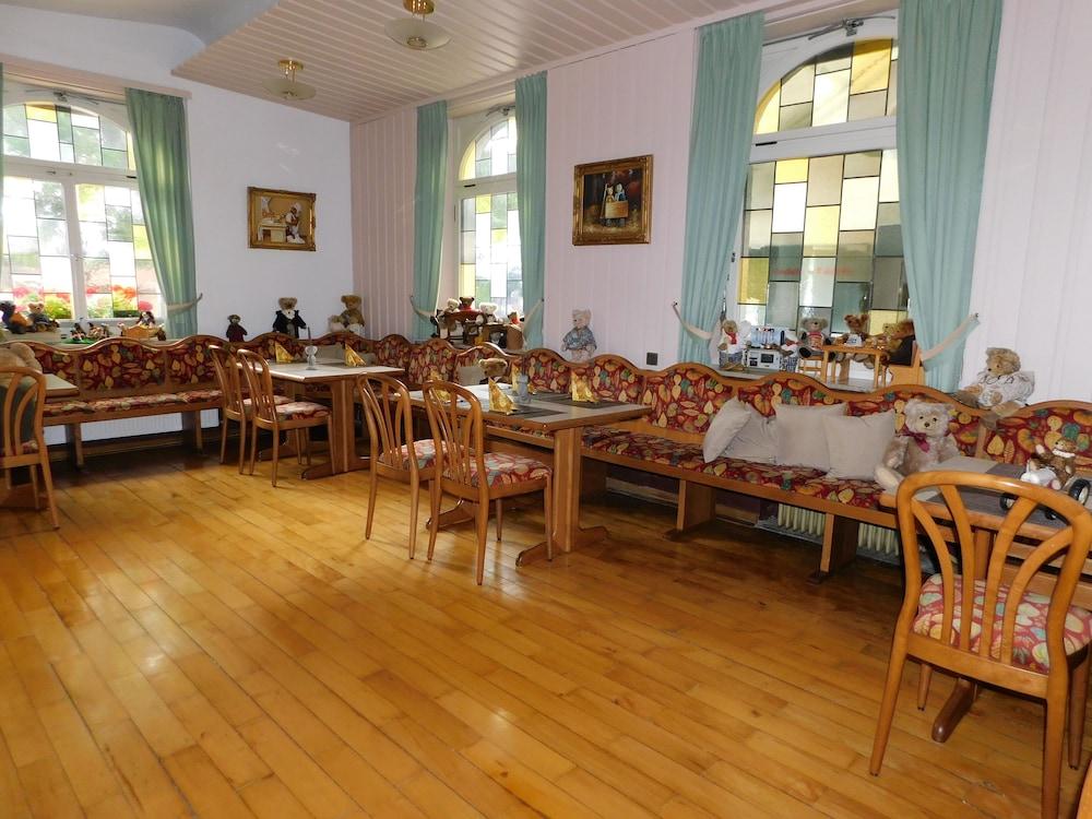 Teddybärenhotel ® & Restaurant Peterhof