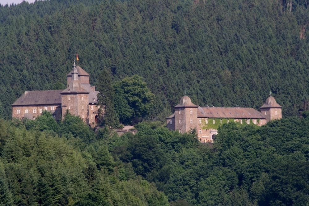 Burg Schnellenberg