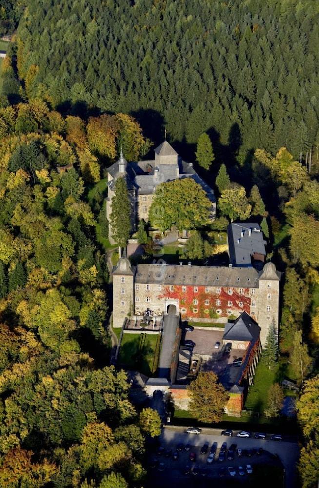Burg Schnellenberg