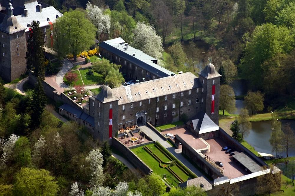 Burg Schnellenberg