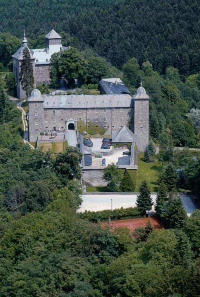 Burg Schnellenberg