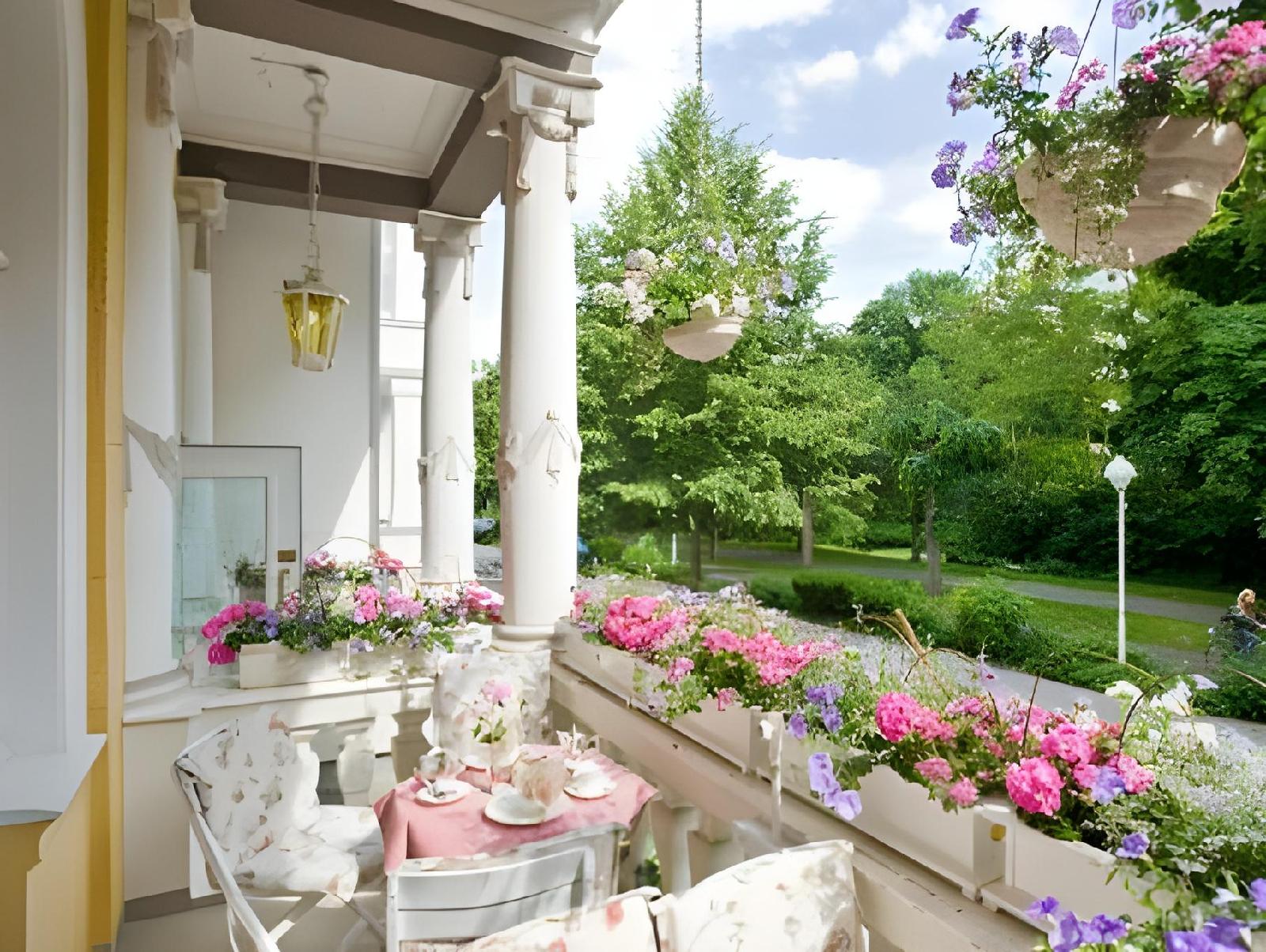 Villa Aurora