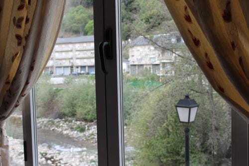 Hostal Burbia