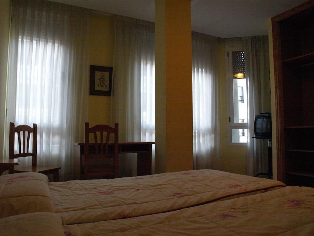 Hostal Orejas