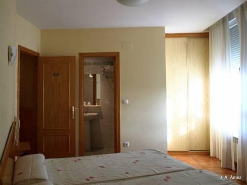 Hostal Orejas