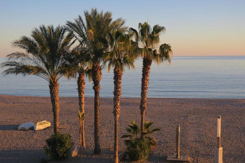 Hotel LV Alboran
