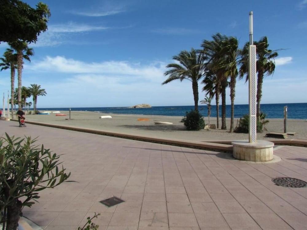 Hotel LV Alboran