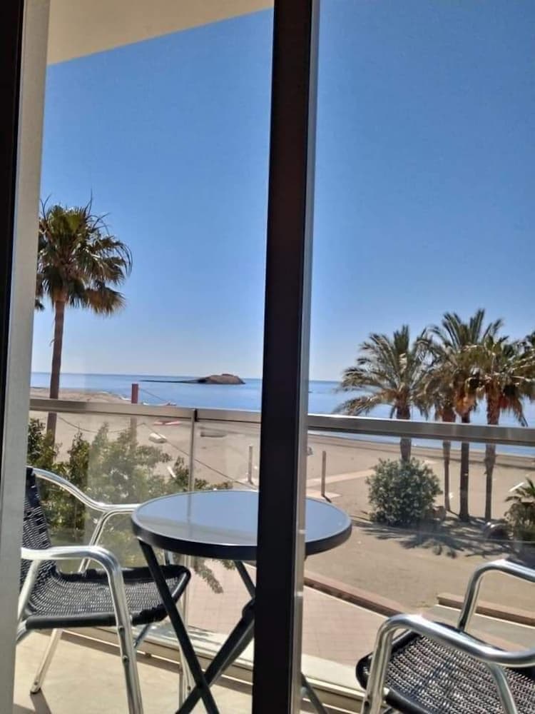 Hotel LV Alboran