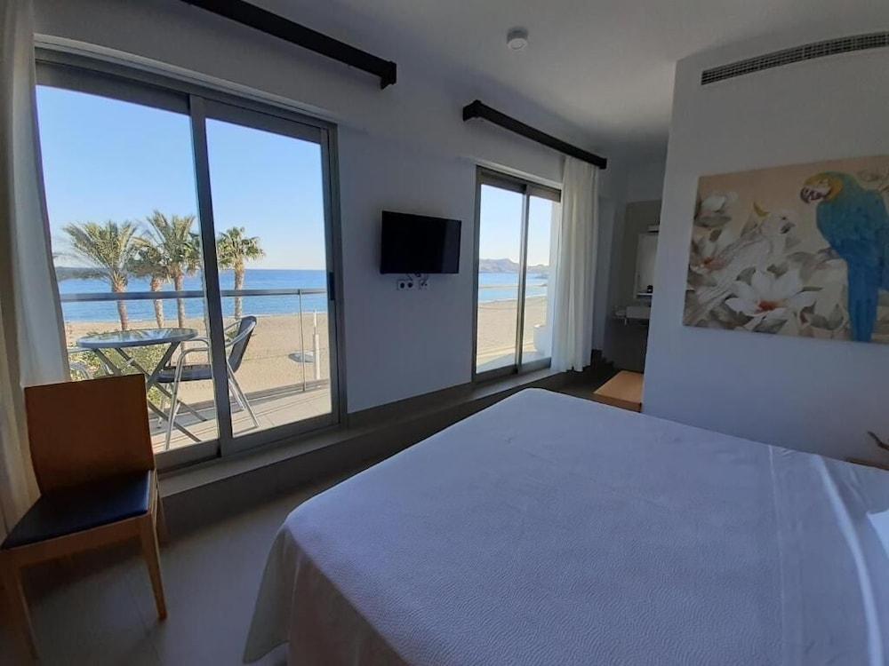 Hotel LV Alboran
