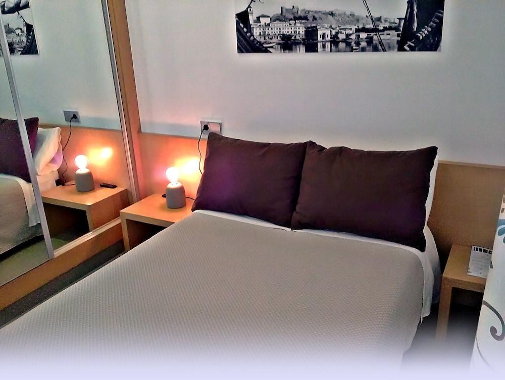 Hotel LV Alboran