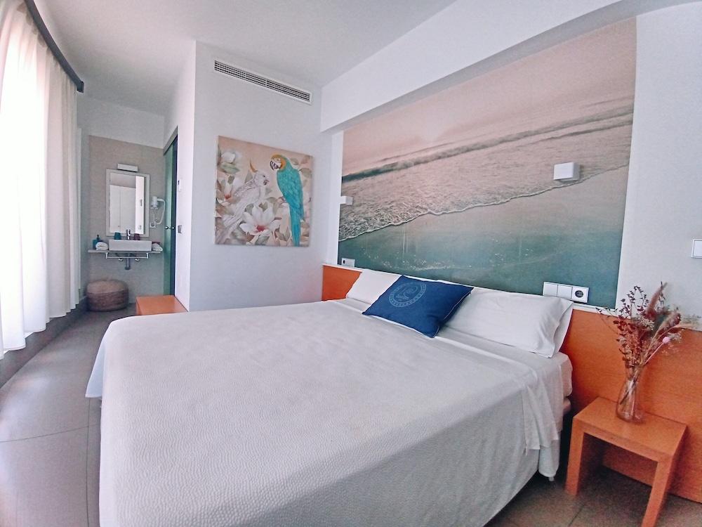 Hotel LV Alboran