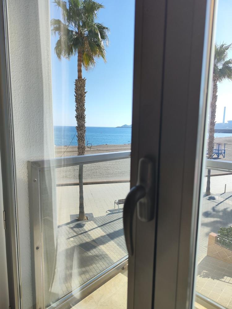 Hotel LV Alboran