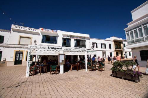 Hostal Restaurant s'Algaret