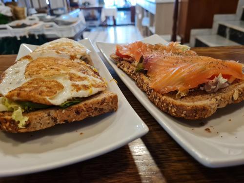 Hostal Restaurant s'Algaret