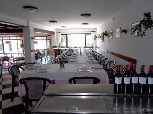 Hostal Restaurant s'Algaret