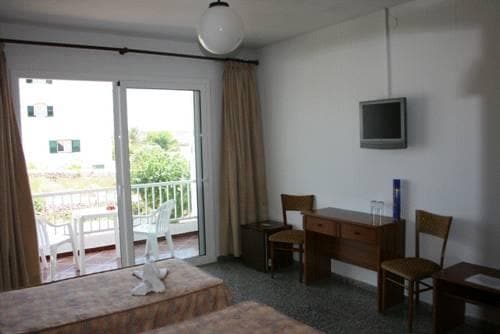 Hostal Restaurant s'Algaret