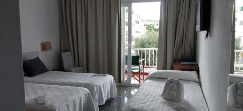 Hostal Restaurant s'Algaret