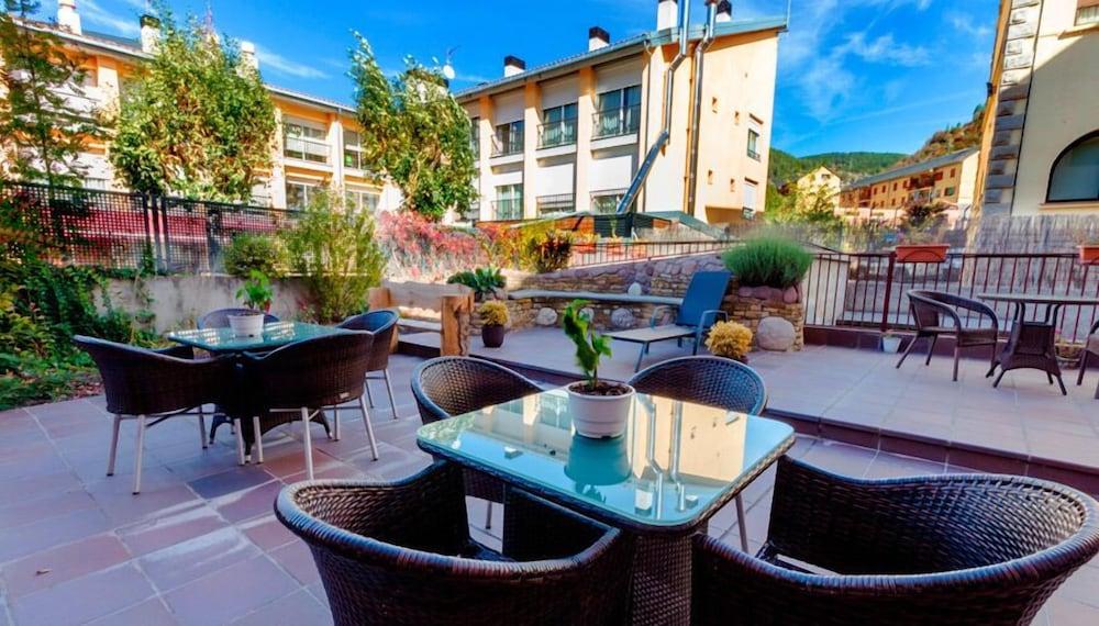 Hotel Flor de Neu
