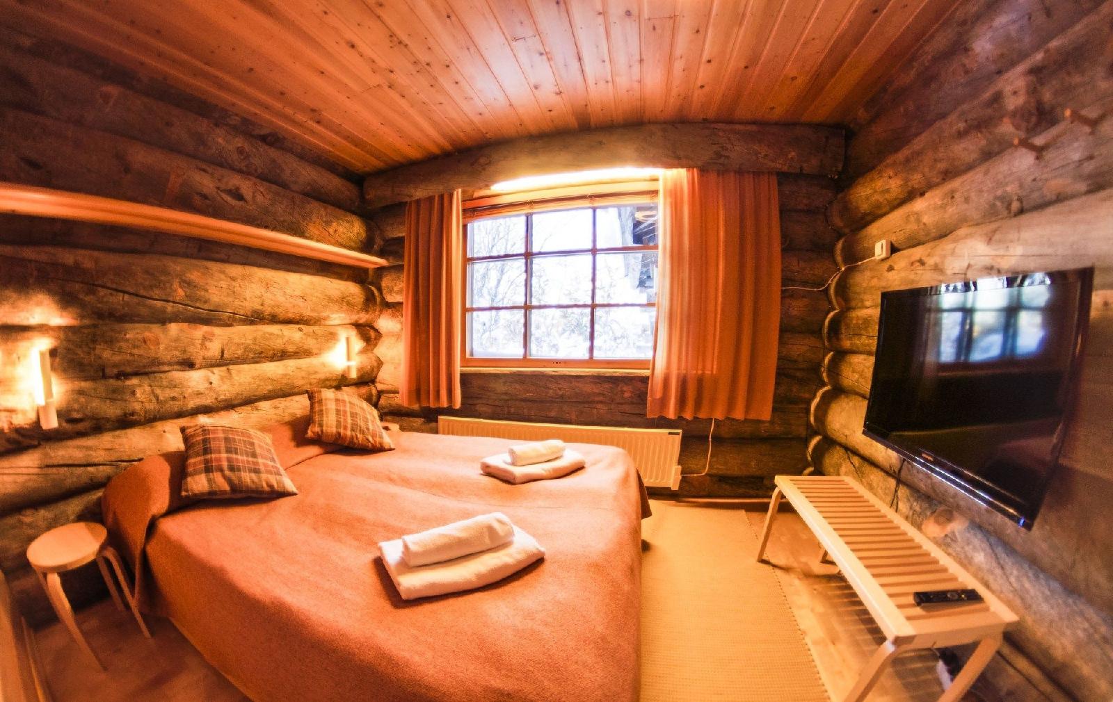 Log House Kuukkeli Teerenpesä