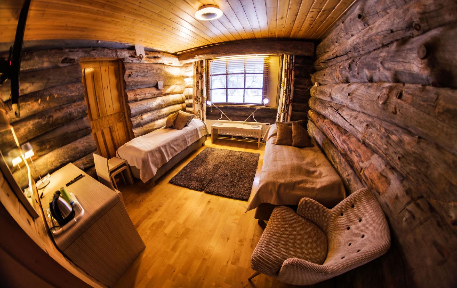 Log House Kuukkeli Teerenpesä