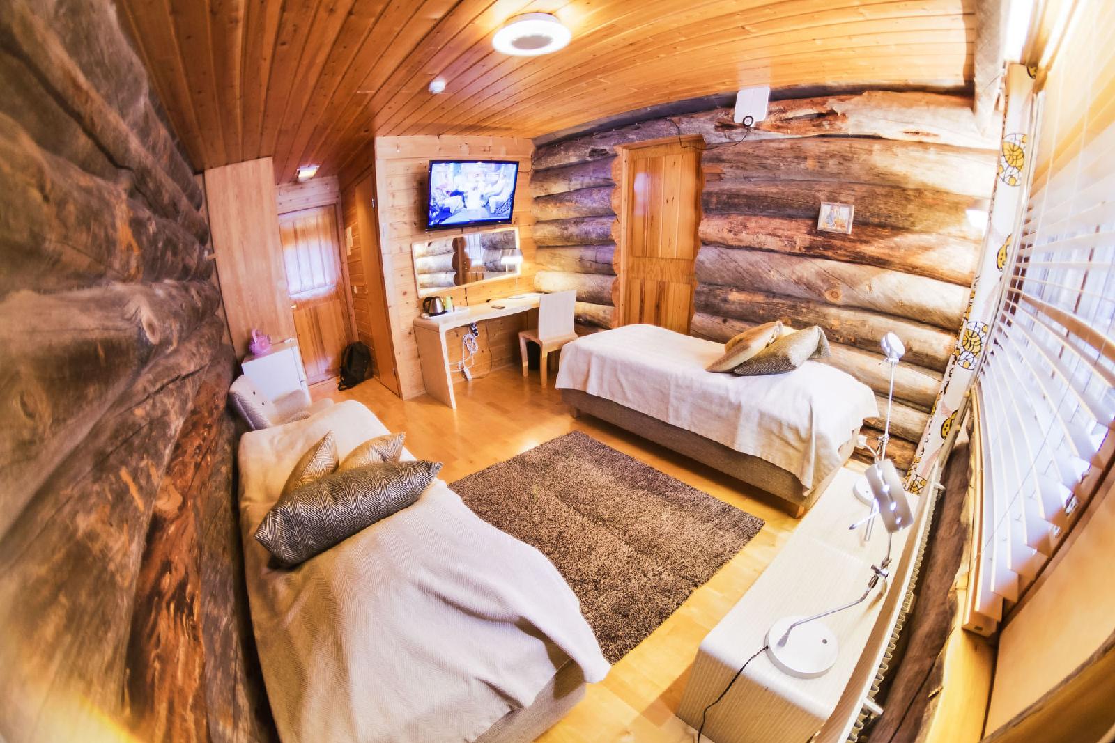 Log House Kuukkeli Teerenpesä