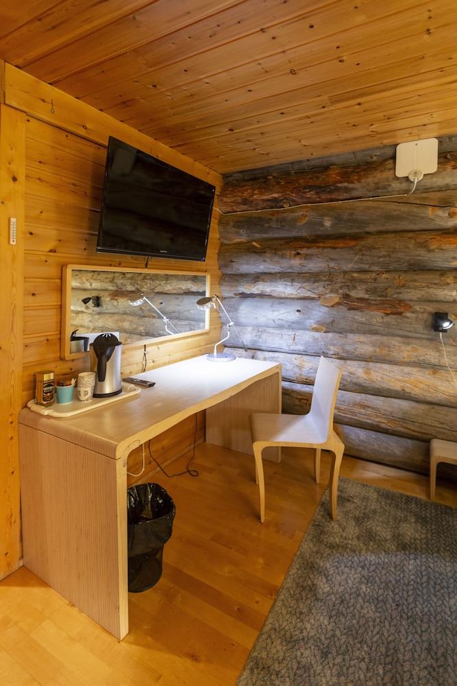 Log House Kuukkeli Teerenpesä