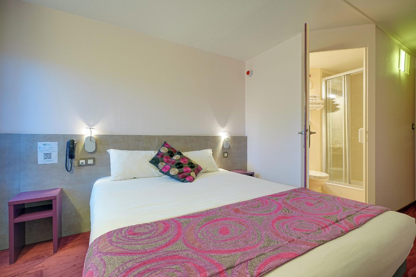 Brit Hotel Les Evens