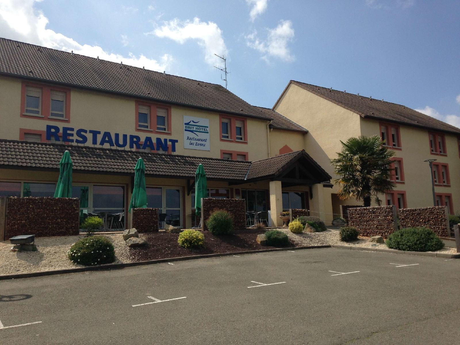 Brit Hotel Les Evens