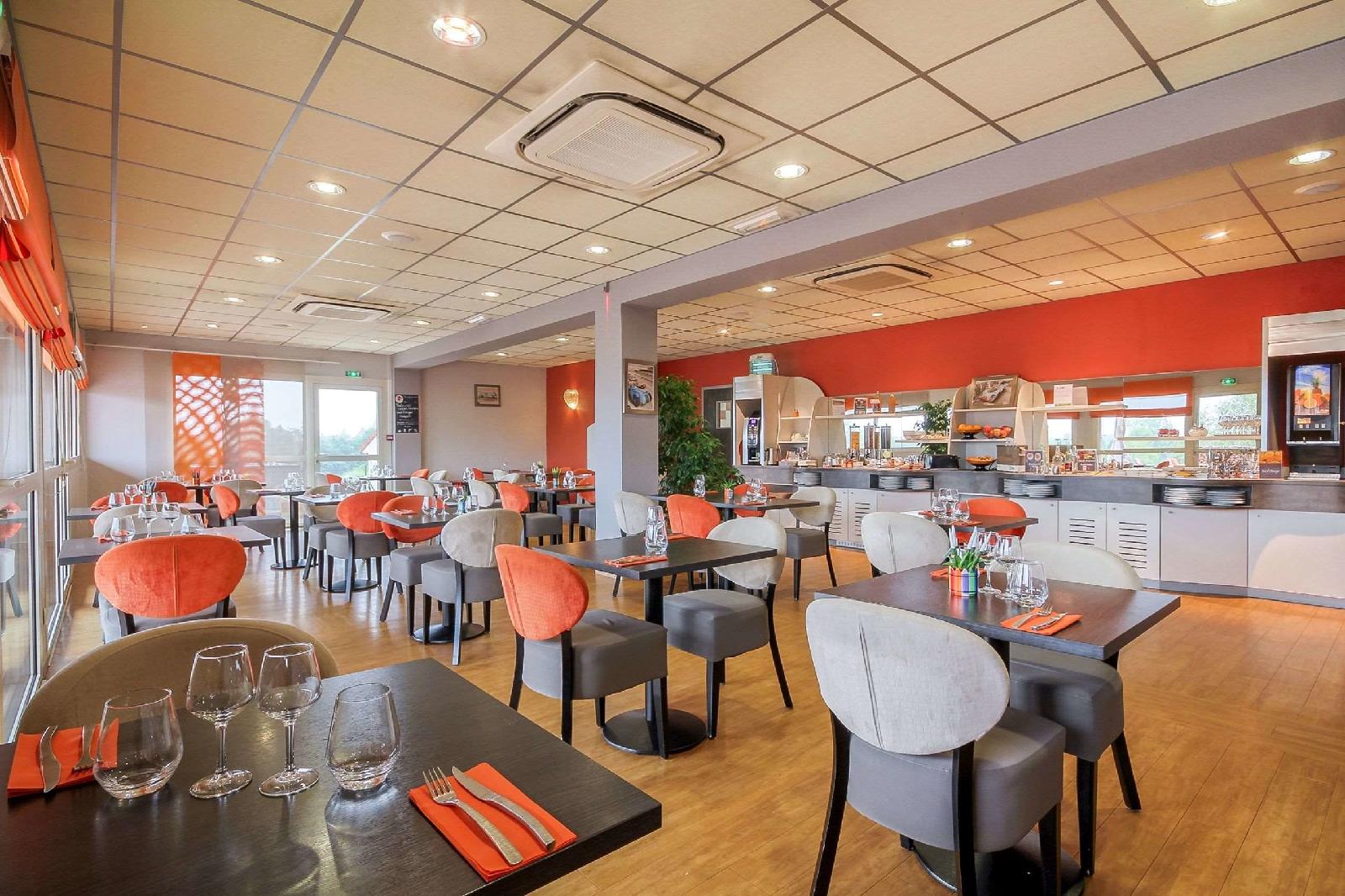 Brit Hotel Les Evens