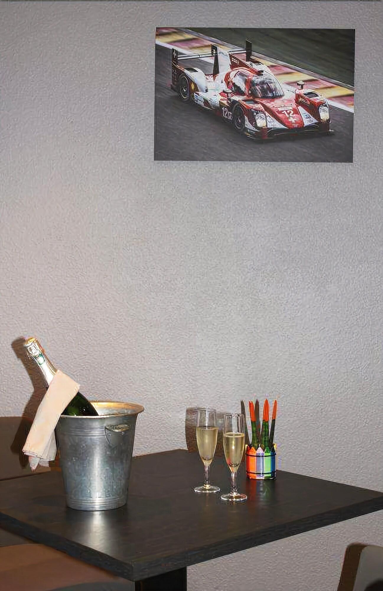 Brit Hotel Les Evens