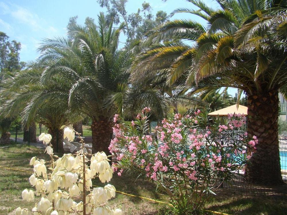 Hotel Tropic