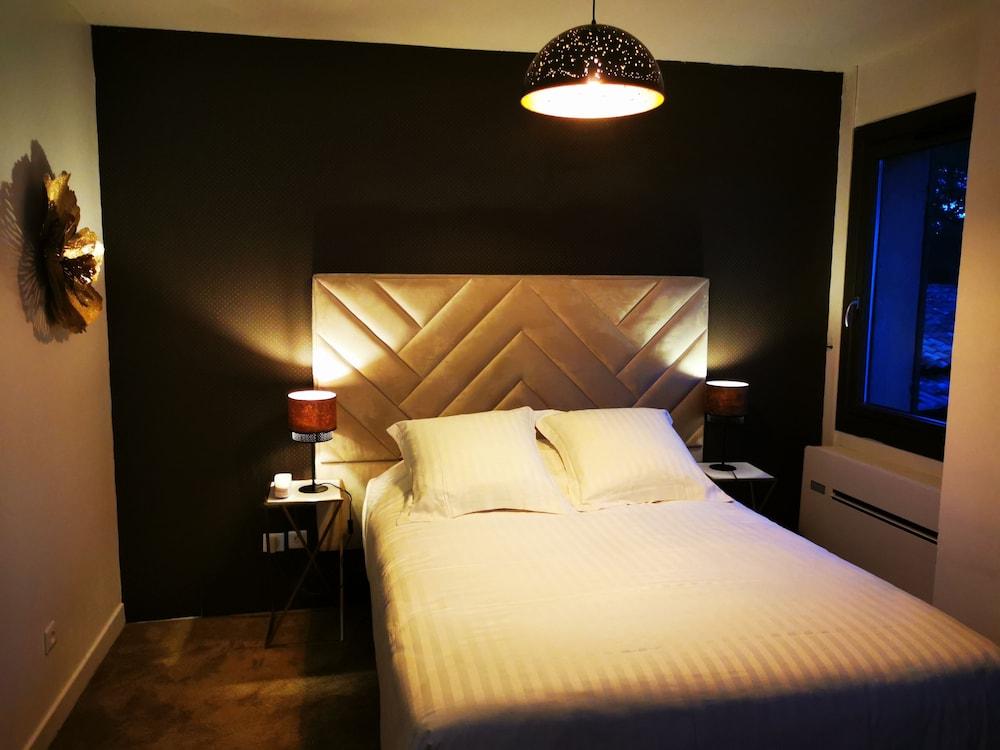 Dune Hotel