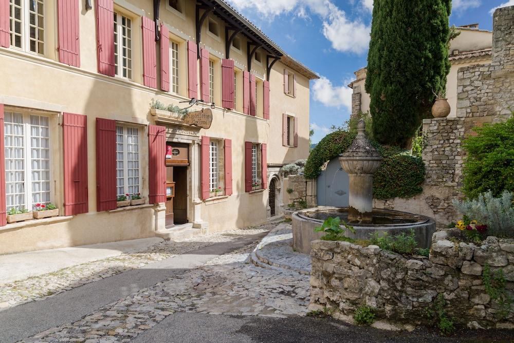 Hostellerie Le Beffroi