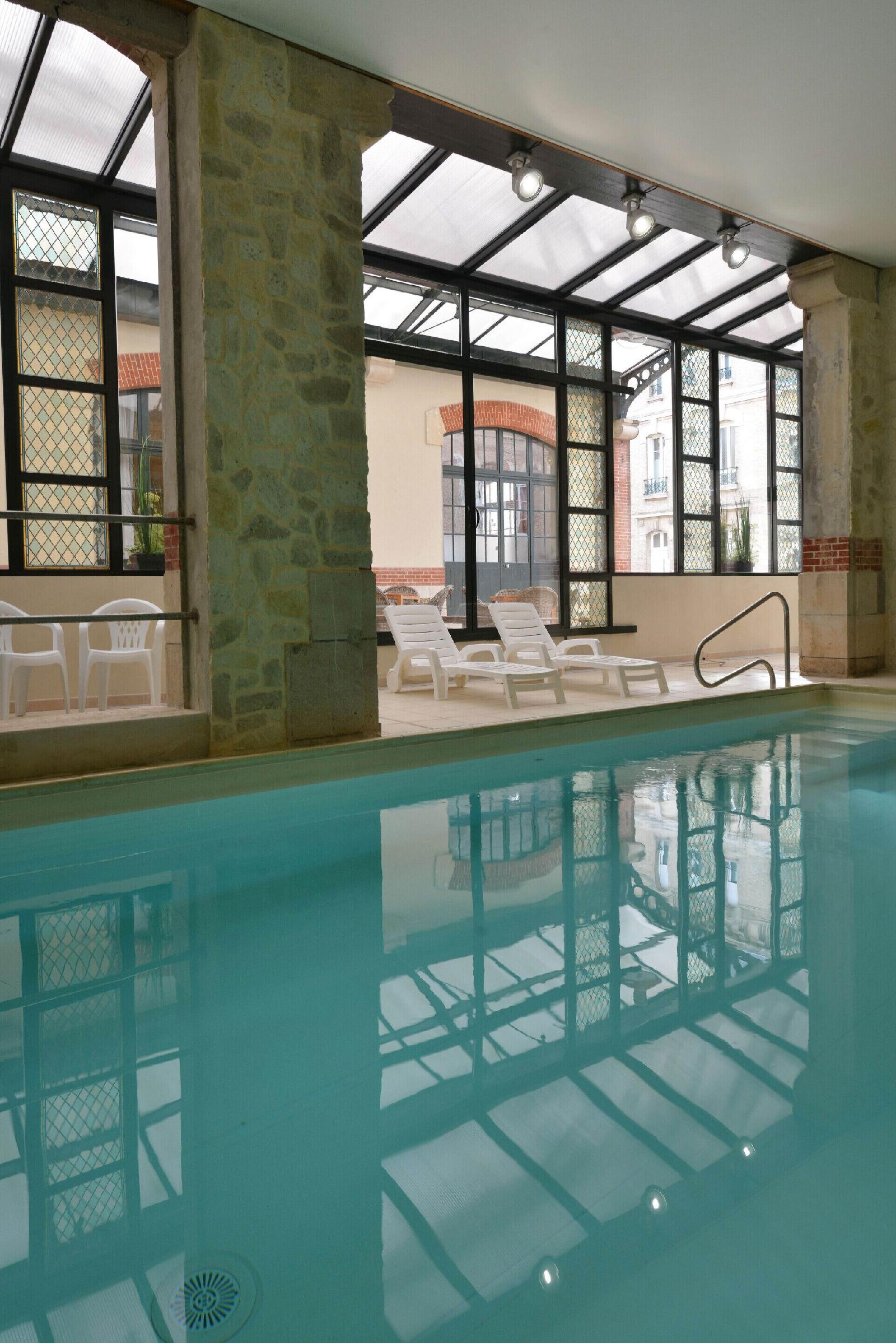 Hotel Castel Jeanson