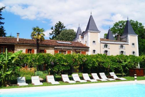 Hotel Logis - Chateau de Beauregard
