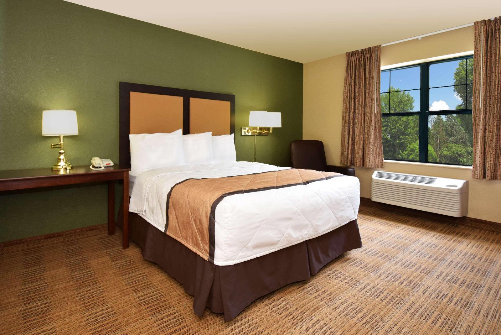 Extended Stay America - Fort Wayne - South