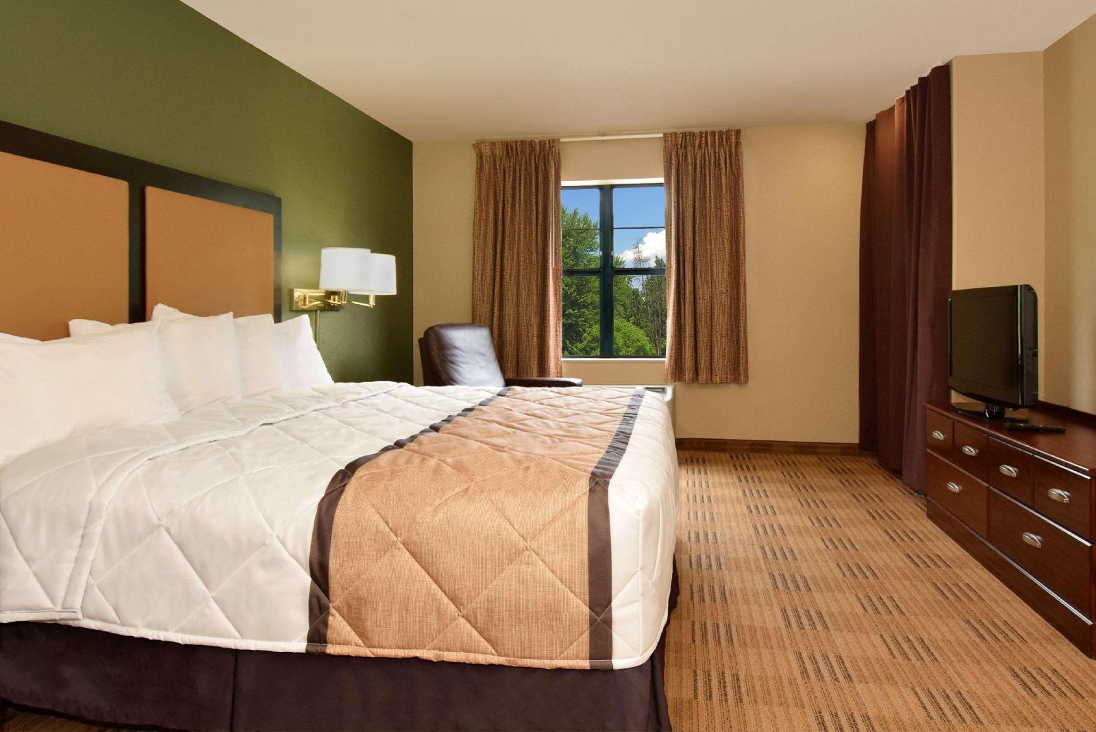 Extended Stay America - Fort Wayne - South