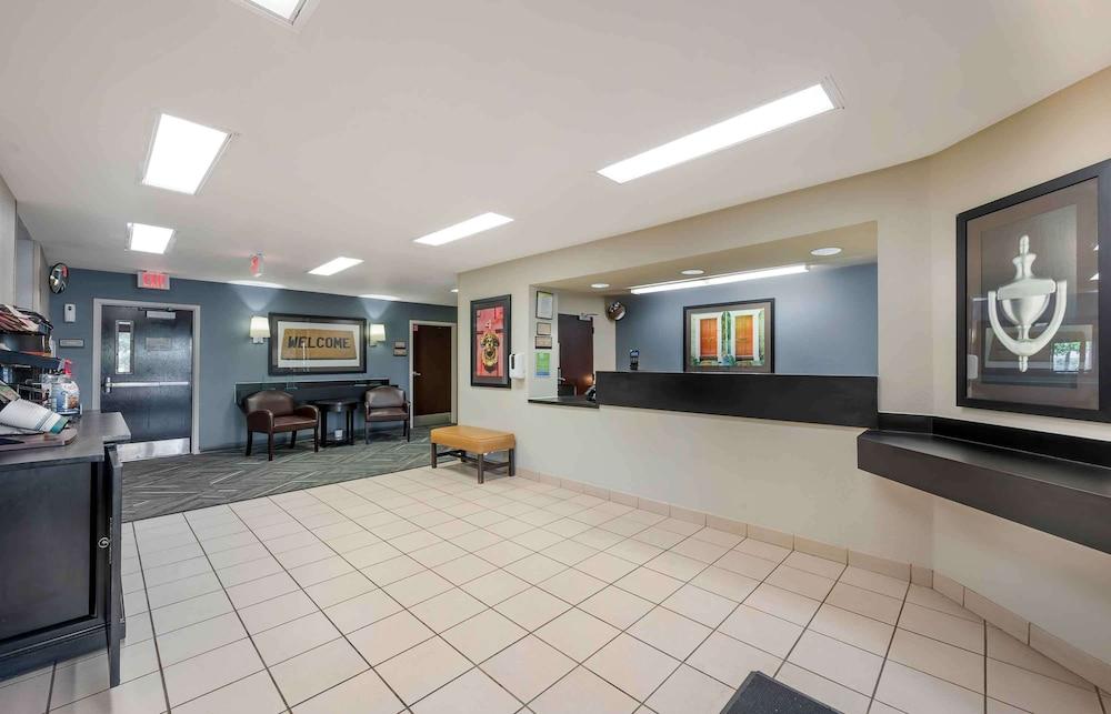Extended Stay America - Fort Wayne - South