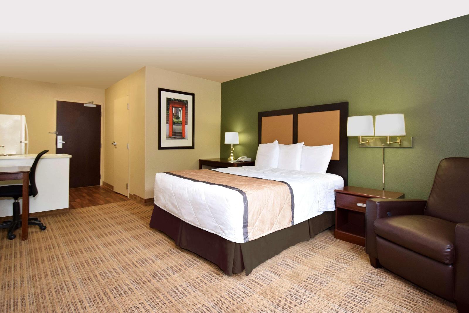 Extended Stay America - Fort Wayne - South