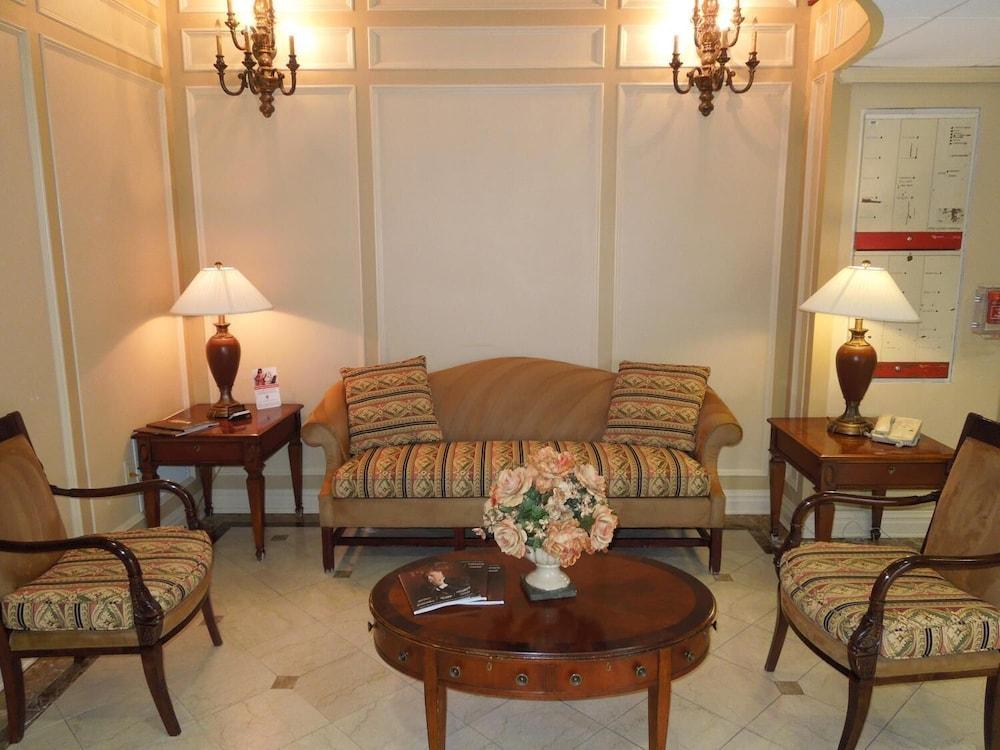 Rockville Centre Inn