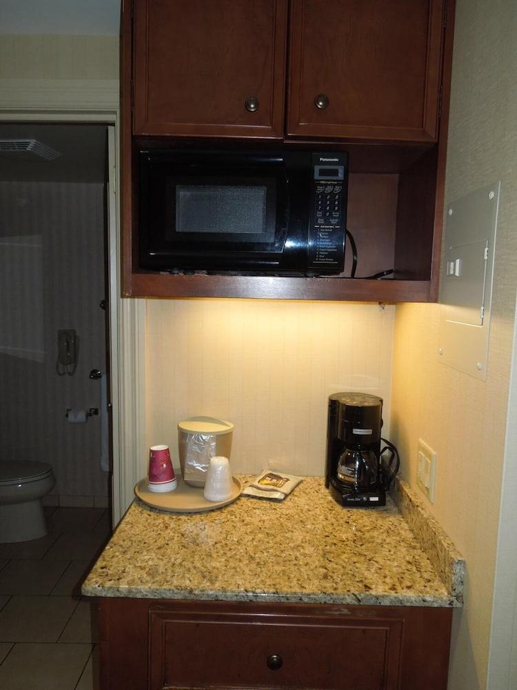 Rockville Centre Inn