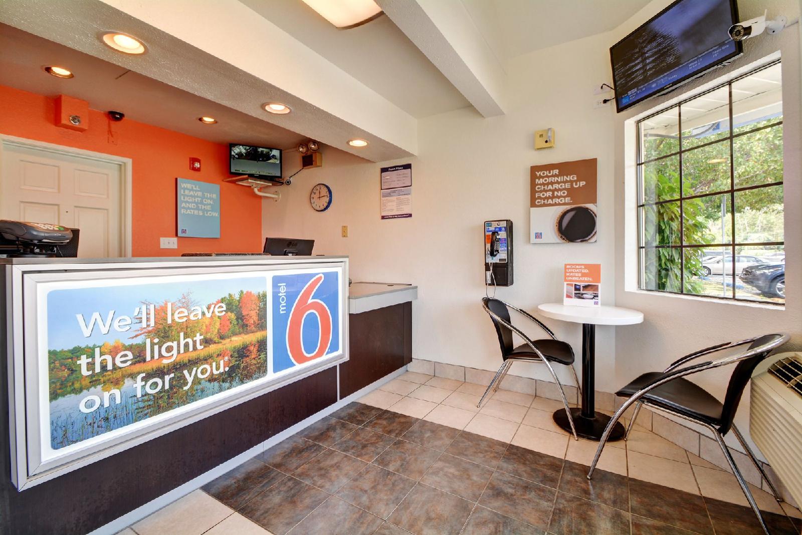 Motel 6