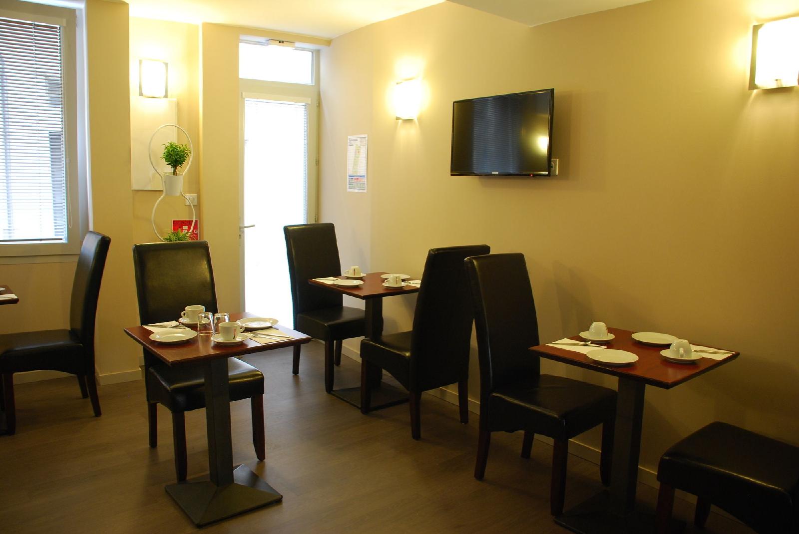 Ruthenium Hotel