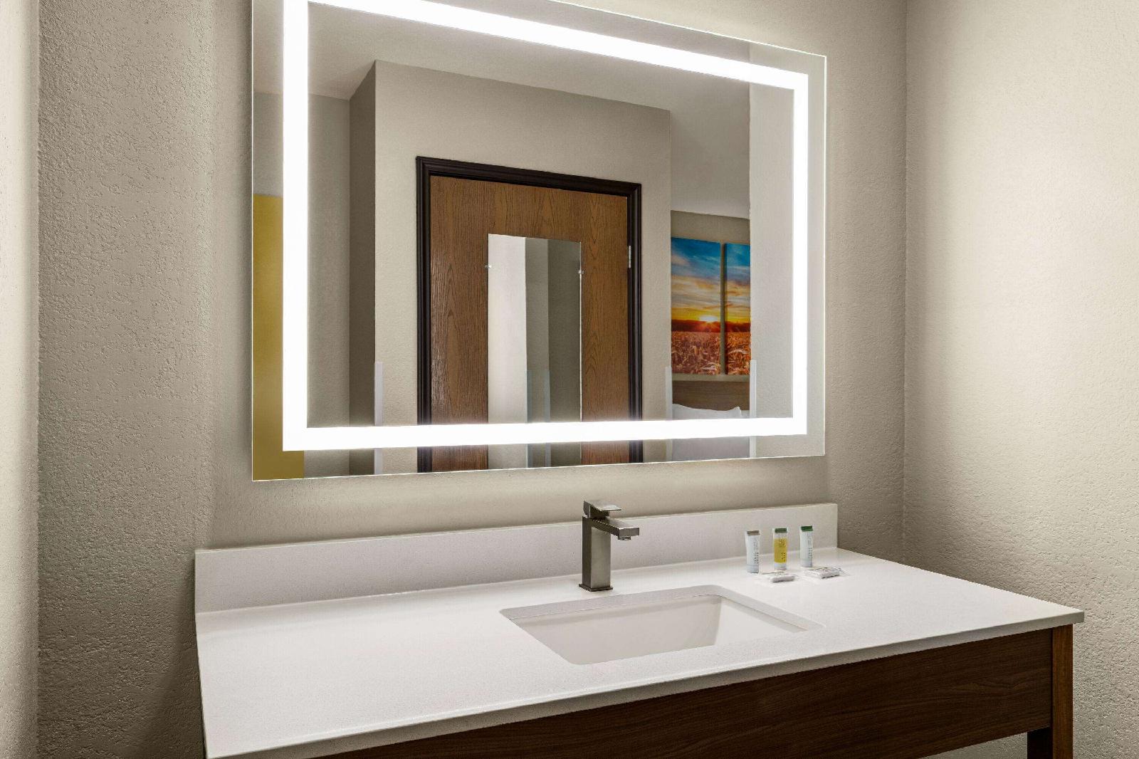 Country Hearth Inn & Suites Washington Court House