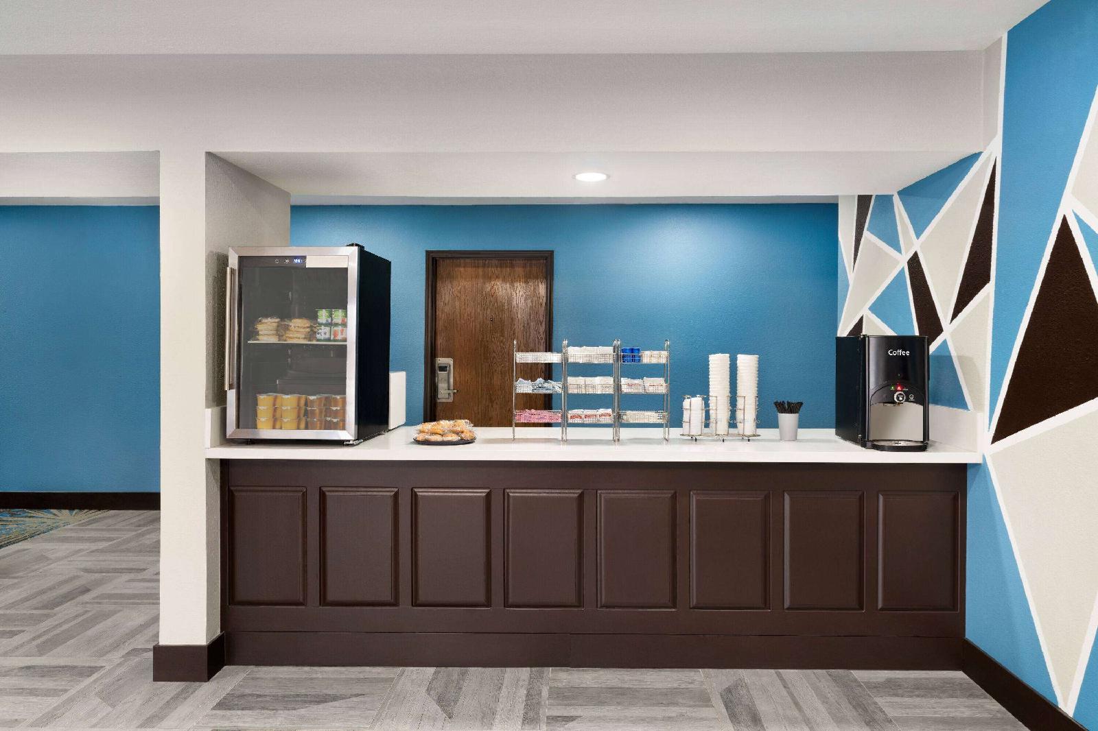 Country Hearth Inn & Suites Washington Court House
